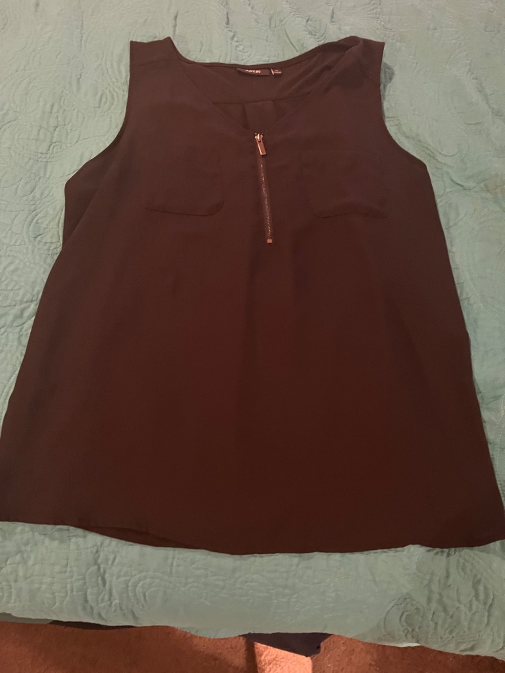 Blouses - Picture 7 of 16
